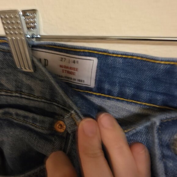 Gap high rise stride medium wash 4s - Picture 3 of 4